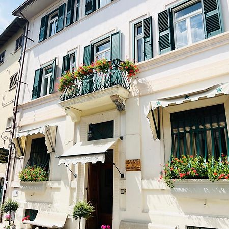 Monte Marsicano Hotel Пескассероли Экстерьер фото