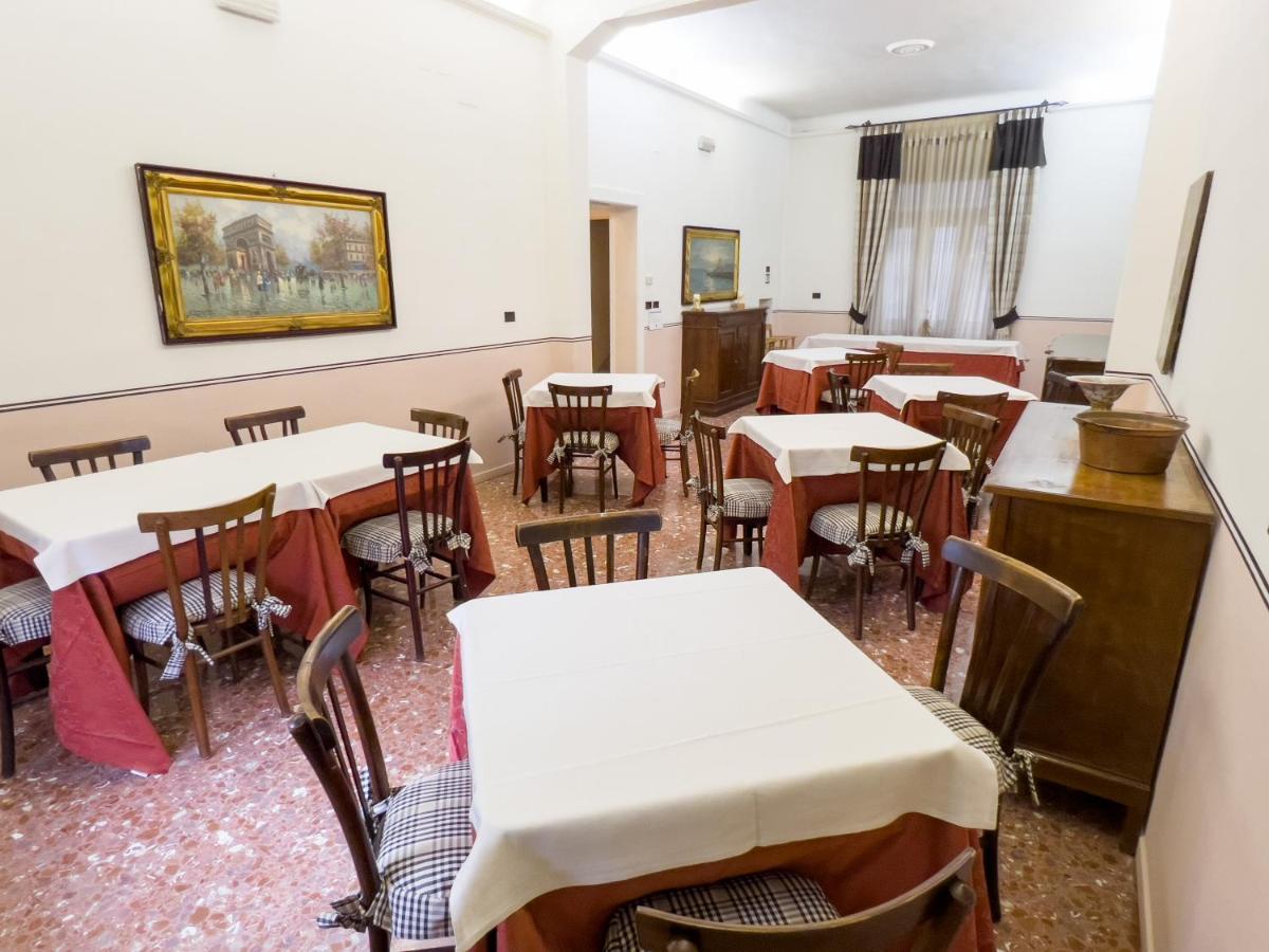 Monte Marsicano Hotel Пескассероли Экстерьер фото