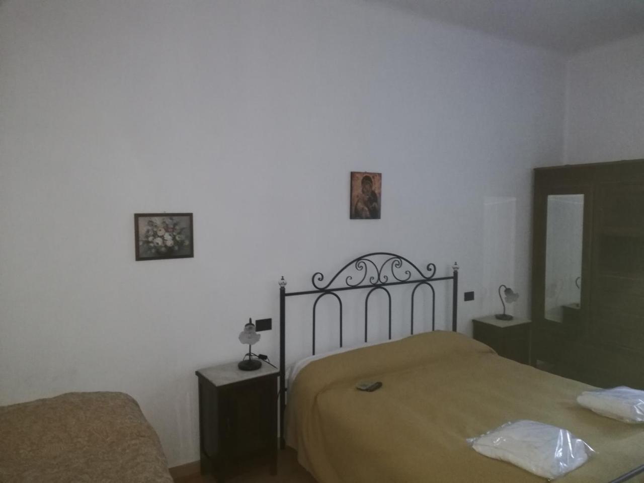 Monte Marsicano Hotel Пескассероли Экстерьер фото