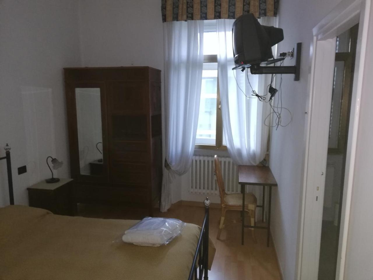 Monte Marsicano Hotel Пескассероли Экстерьер фото